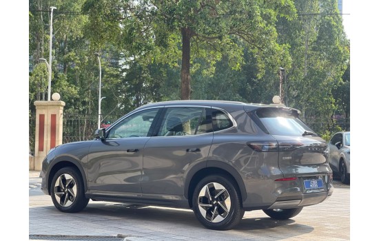 Geely Galaxy E5, 2025 (7), модель 2026 года